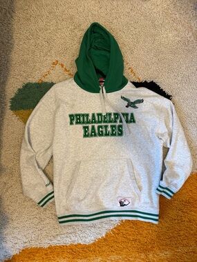 Mitchell & Ness Green and Gray Philadelphia Eagles Hoodie Sweatshirt (M)